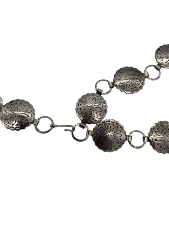 Vintage Silver Tone Concho Style Southwestern Belt Estate Sale main image 7